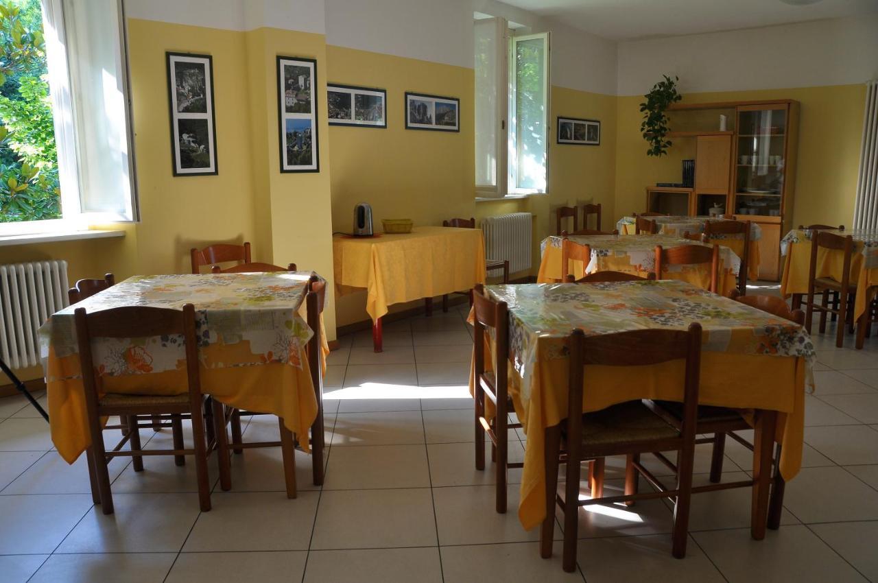 Ostello Residenza Molinatto Oggiono エクステリア 写真
