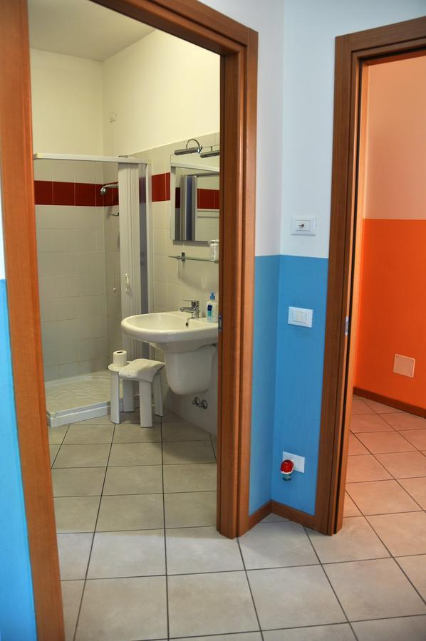 Ostello Residenza Molinatto Oggiono エクステリア 写真