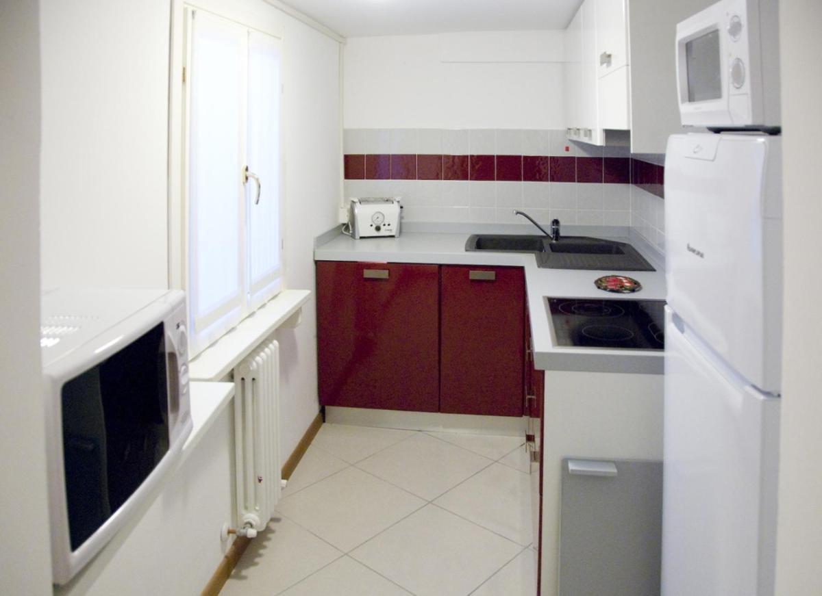 Ostello Residenza Molinatto Oggiono エクステリア 写真