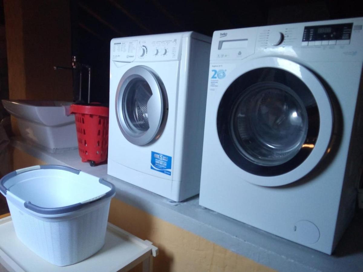Ostello Residenza Molinatto Oggiono エクステリア 写真